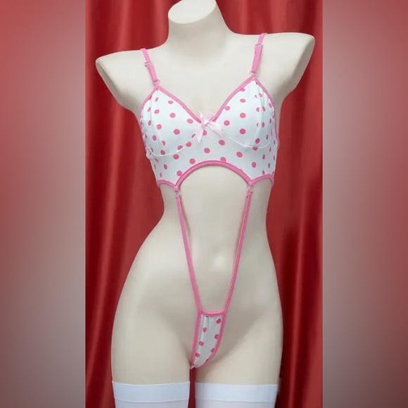 Meet your Posher, Nitria - Picture 9 of 10